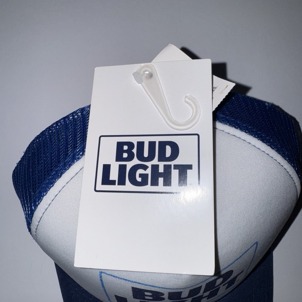 NWT Bud Light Unisex Adjustable Mesh Back Trucker Hat One Size Beer - Picture 2 of 4